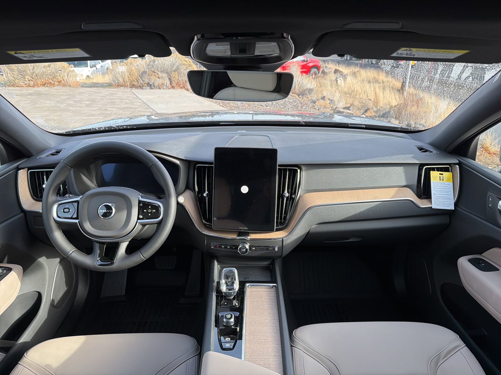 New 2026 Volvo XC60 B5 Plus w/ Protection Package Premier image 9