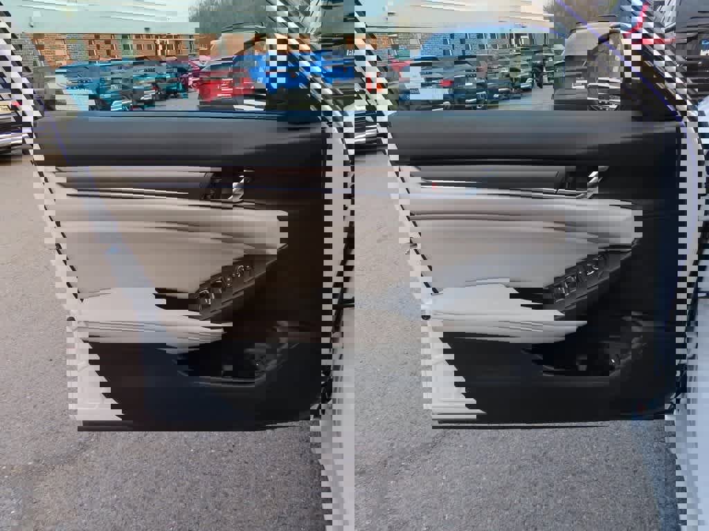 Certified 2020 Honda Accord LX image 15