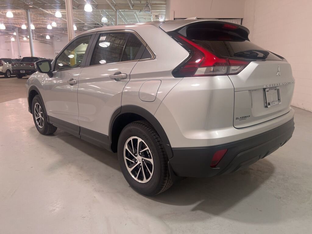 New 2026 Mitsubishi Eclipse Cross ES image 5