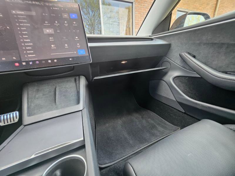 Used 2024 Tesla Model 3 Performance image 57