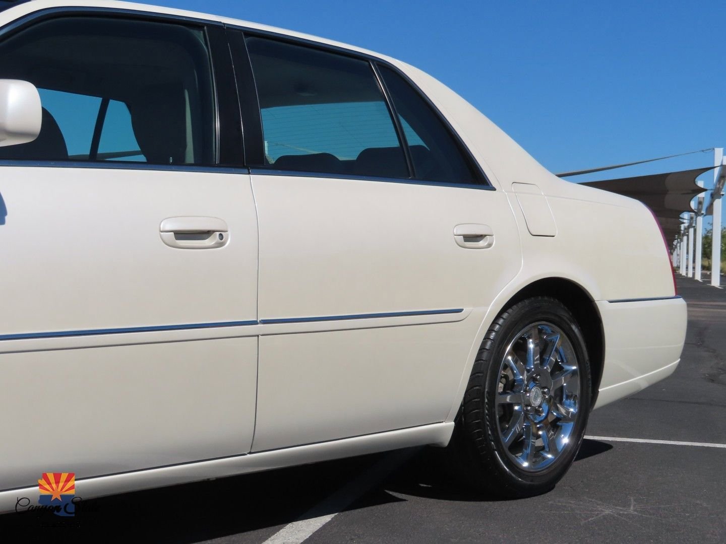 Used 2009 Cadillac DTS image 22