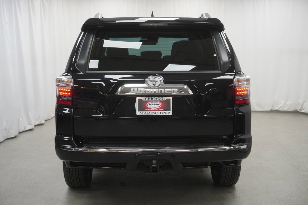 Used 2024 Toyota 4Runner Limited AWD/4WD image 10