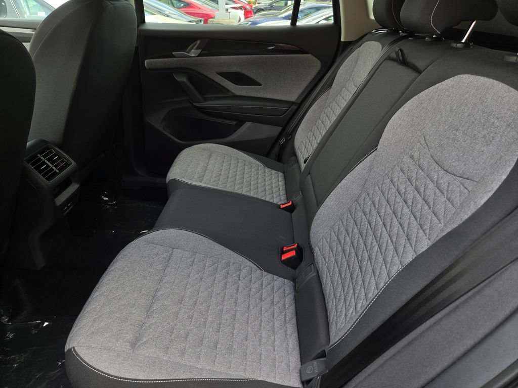 New 2026 Volkswagen Tiguan S AWD/4WD image 5