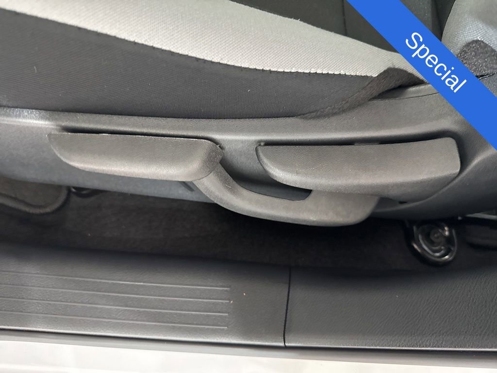 Used 2025 Nissan Versa S w/ Trunk Package image 19