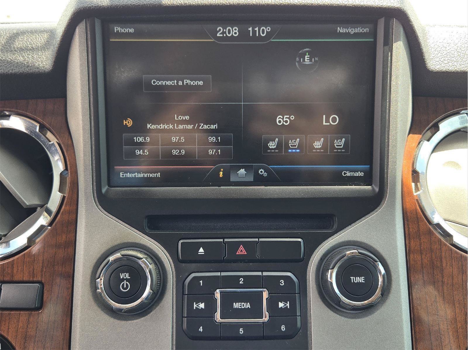 Used 2015 Ford F250 King Ranch w/ FX4 Off-Road Package AWD/4WD image 16