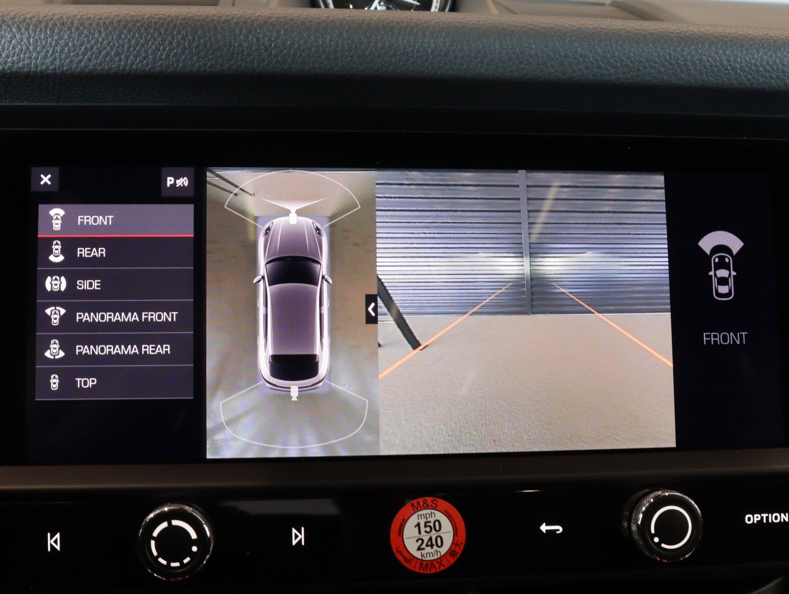 Used 2025 Porsche Macan image 21