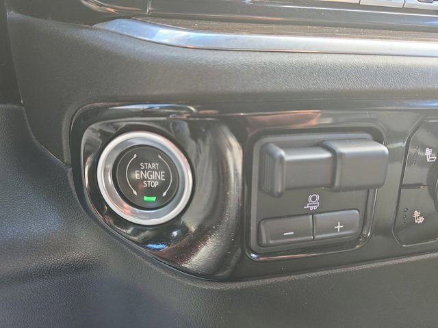 Used 2024 Chevrolet Silverado 2500 LT AWD/4WD image 35