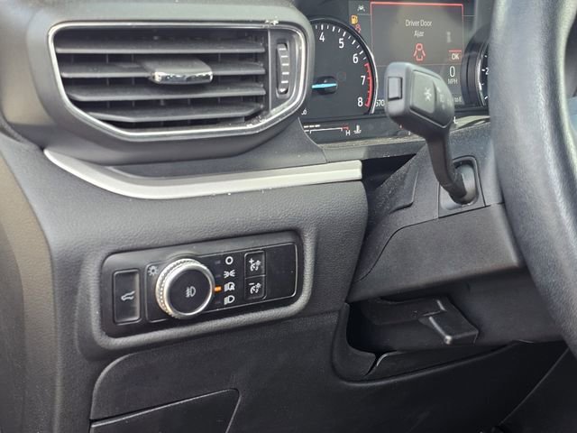 Certified 2023 Ford Explorer XLT w/ Equipment Group 202A image 19
