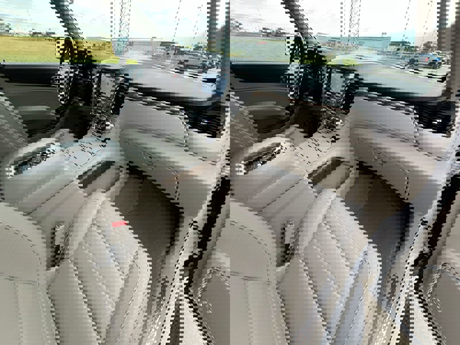 Used 2019 GMC Yukon Denali w/ Enhanced Security Package image 22