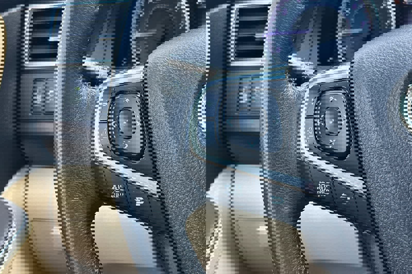 Used 2017 Toyota Camry XLE image 26