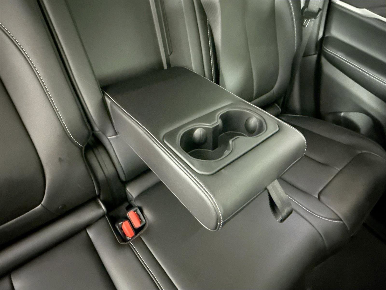 Used 2025 Jeep Grand Cherokee Limited image 42