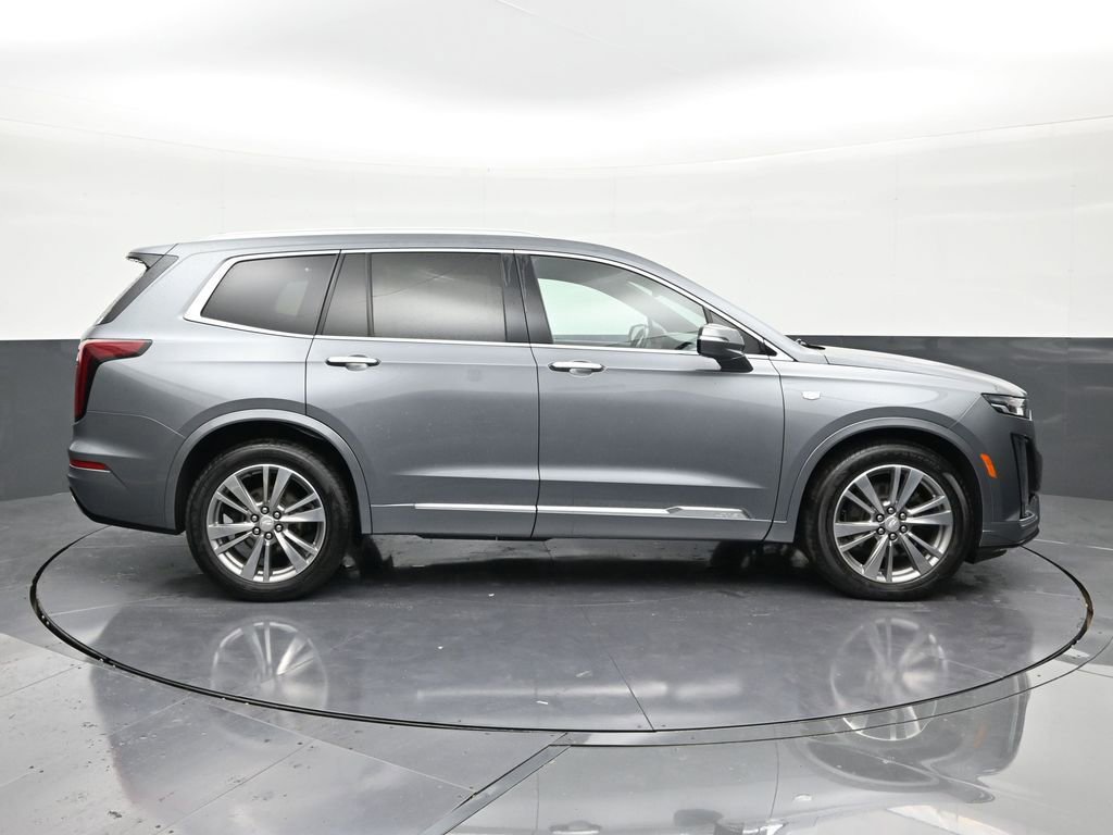 Certified 2022 Cadillac XT6 Premium Luxury image 6
