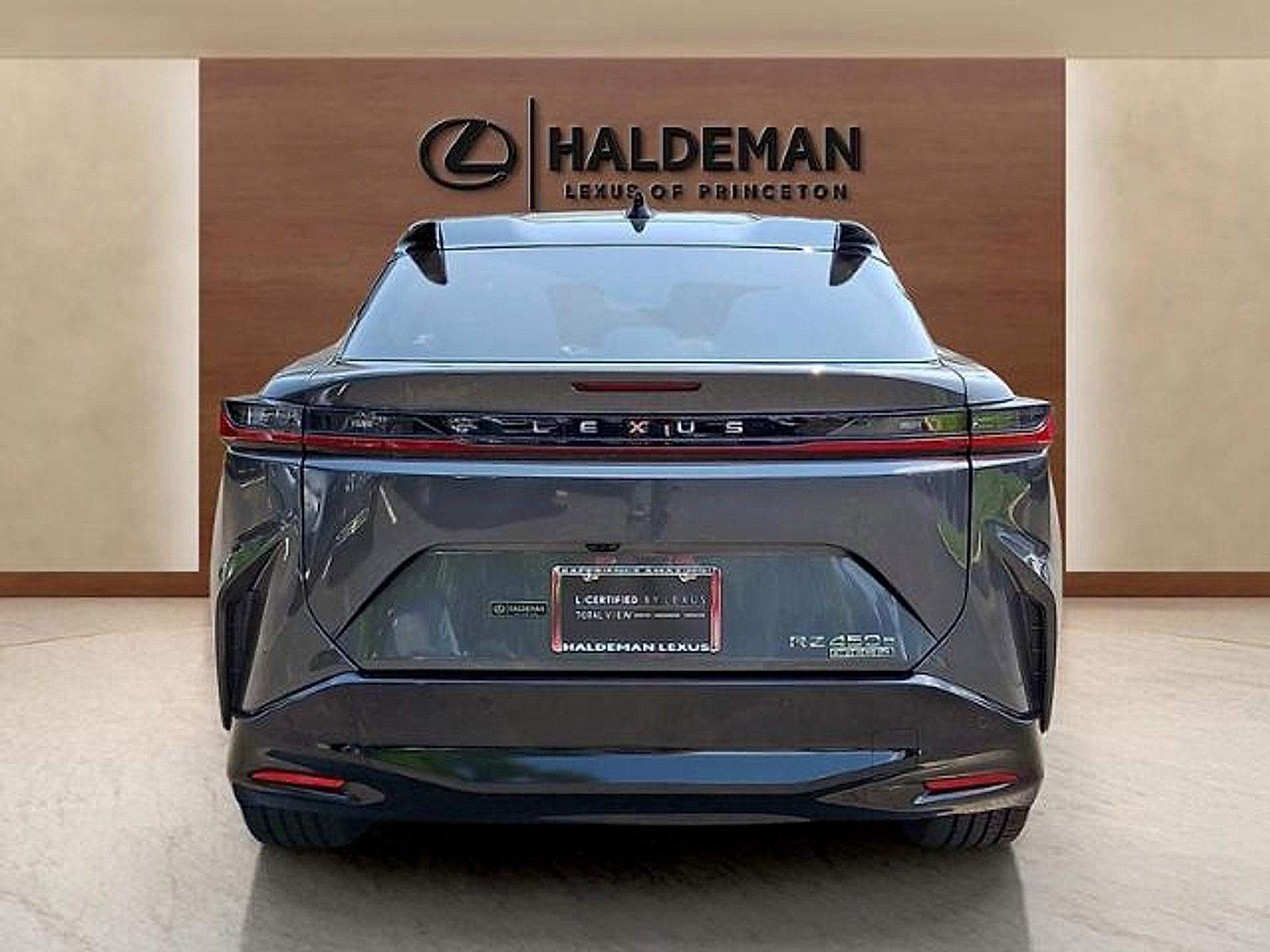 Certified 2023 Lexus RZ 450e Premium w/ Accessory Package (2T) AWD/4WD image 5