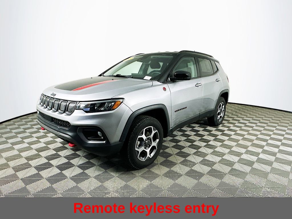 Used 2022 Jeep Compass Trailhawk image 6