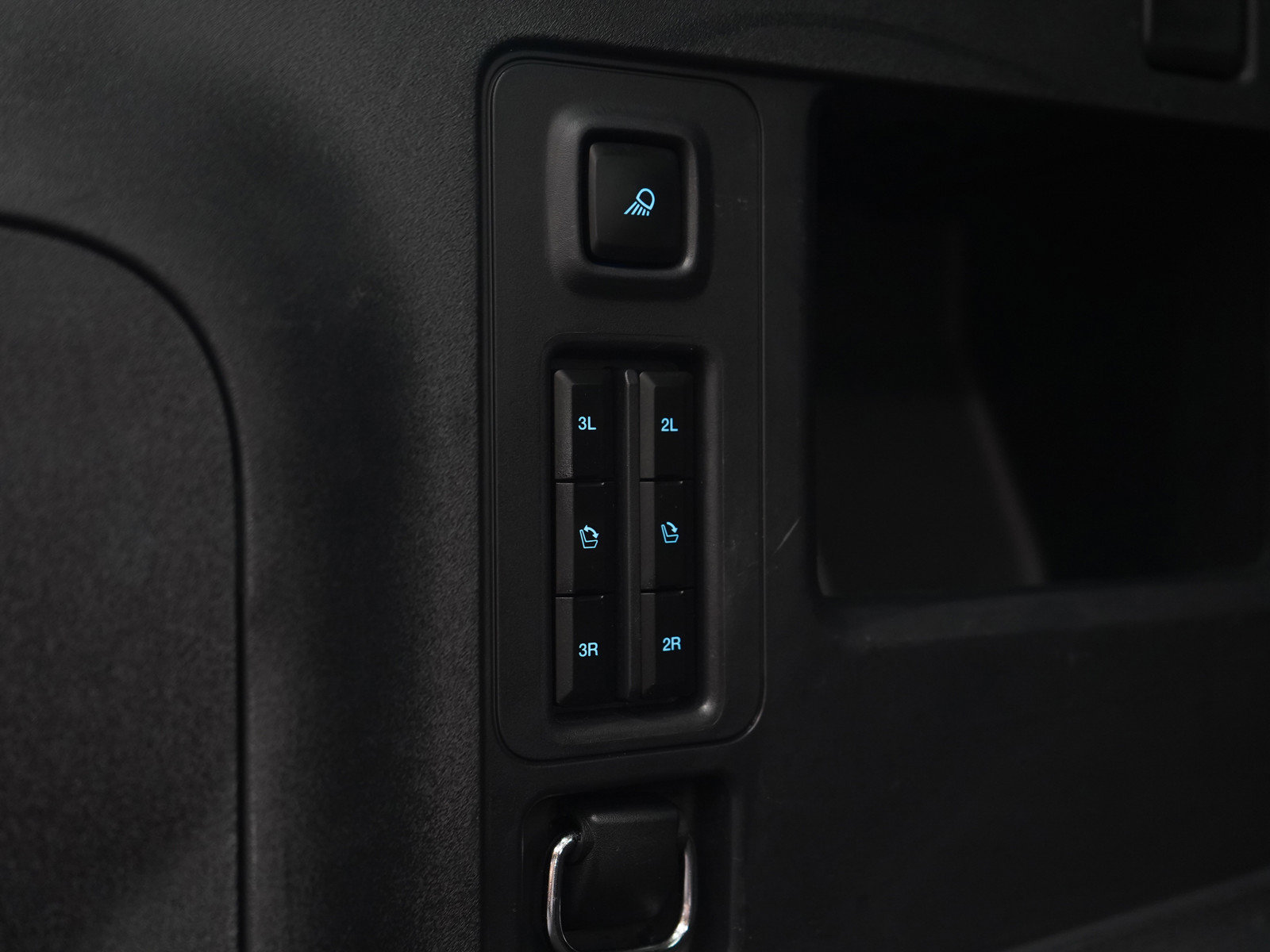 Used 2025 Ford Expedition Max Platinum AWD/4WD image 22