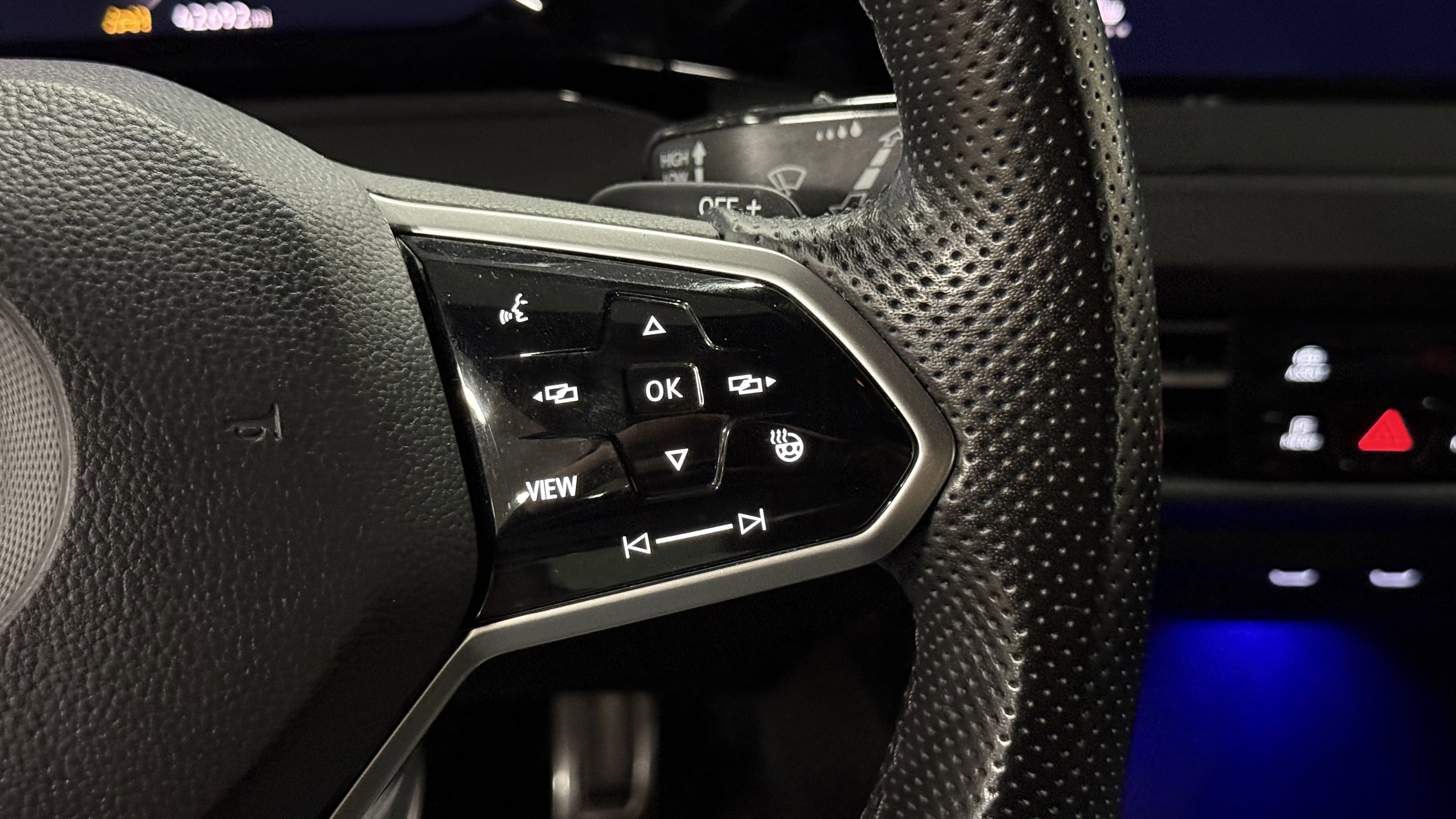 Used 2022 Volkswagen GTI S image 17