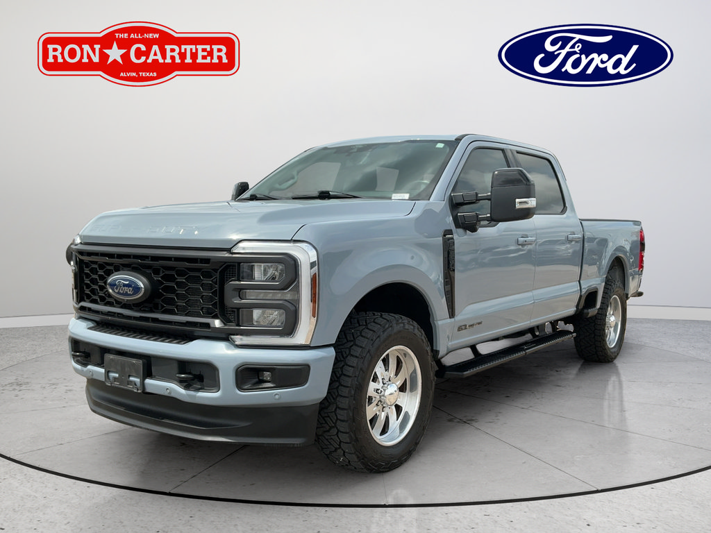 Used 2024 Ford F250 4x4 Crew Cab Super Duty image 3