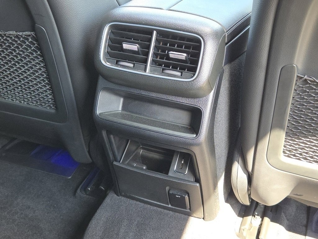 Used 2020 Mercedes-Benz GLE 350 4MATIC w/ Premium Package image 35