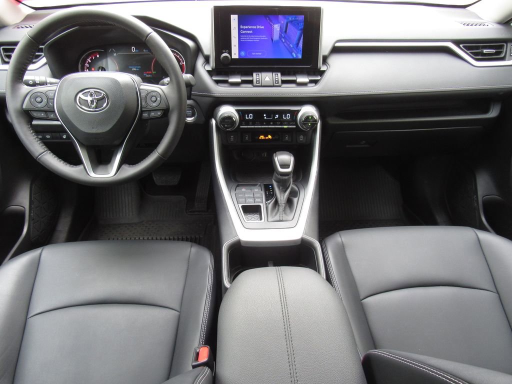 Used 2025 Toyota RAV4 XLE Premium w/ Weather Package AWD/4WD image 31