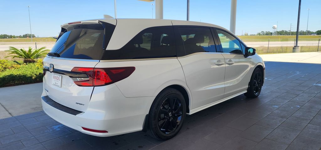 Used 2024 Honda Odyssey Sport image 8