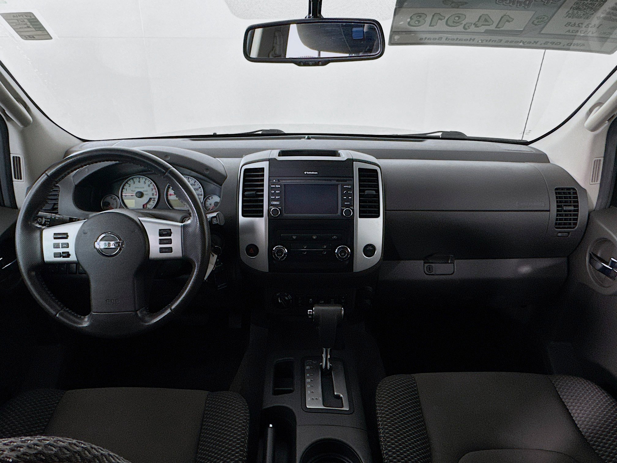 Used 2014 Nissan Xterra PRO-4X AWD/4WD image 25