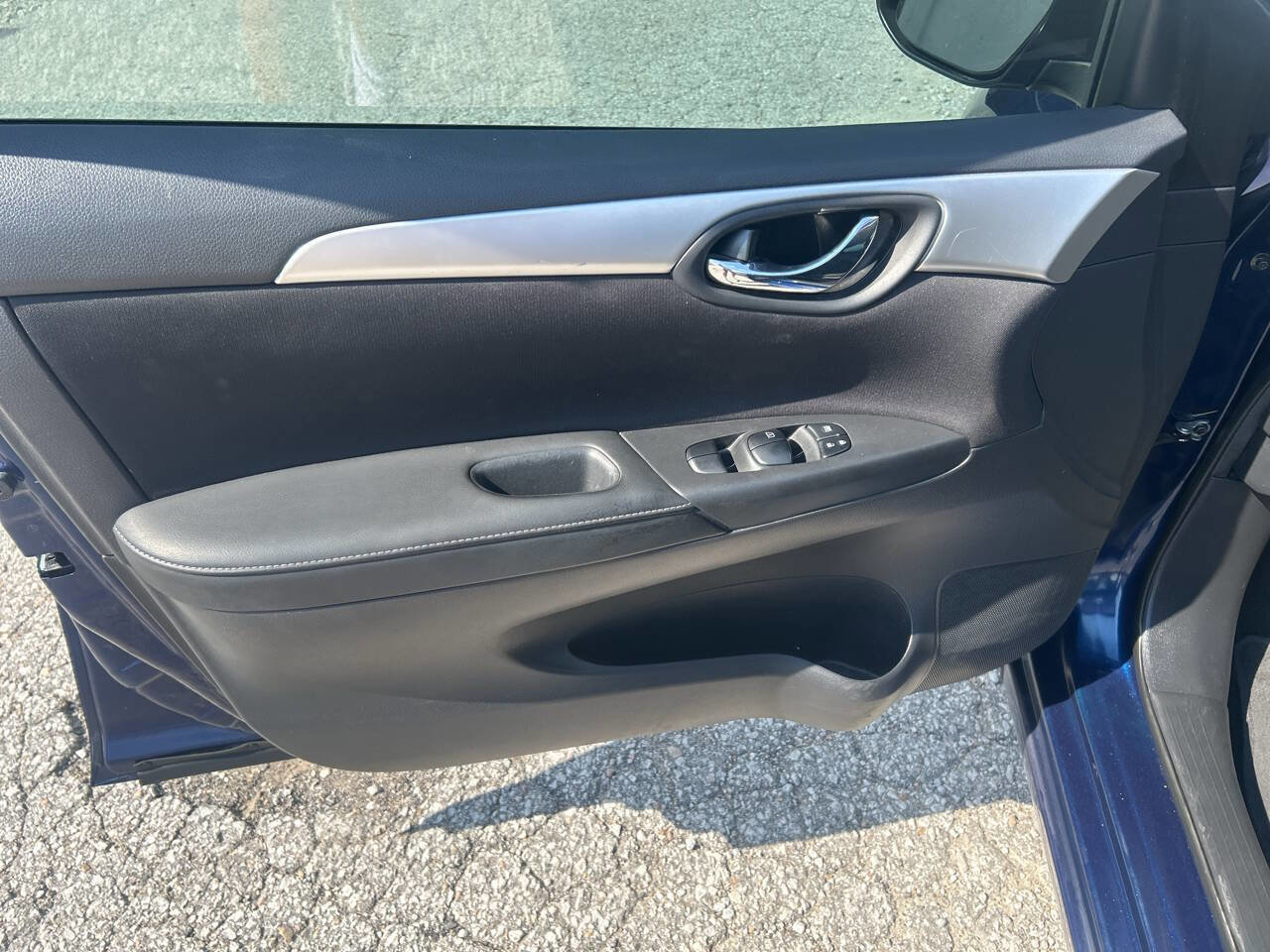 Used 2019 Nissan Sentra S image 13