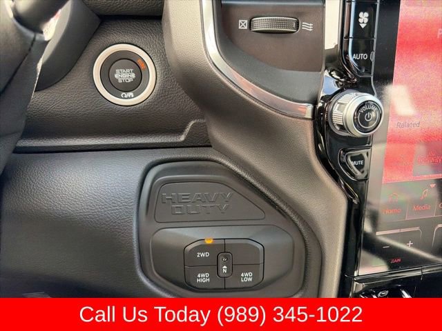 New 2026 RAM 3500 Laramie AWD/4WD image 29