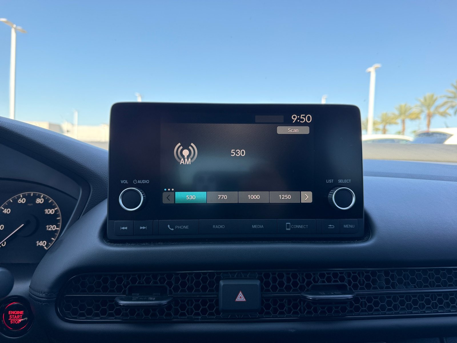 Used 2024 Honda HR-V LX image 12