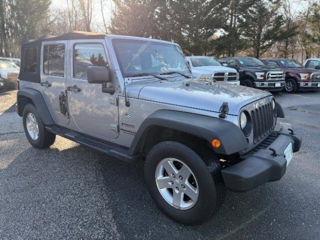 Used 2013 Jeep Wrangler Unlimited Sport image 7