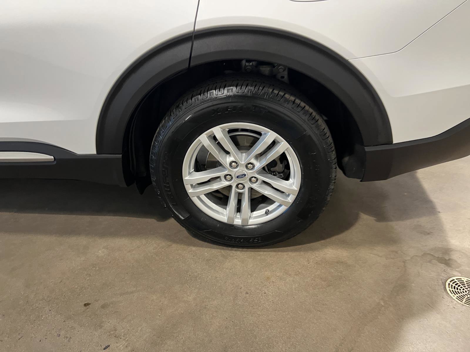 Used 2020 Ford Explorer XLT w/ Equipment Group 202A image 45