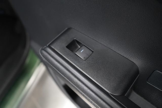 Used 2023 Toyota Highlander XLE image 84