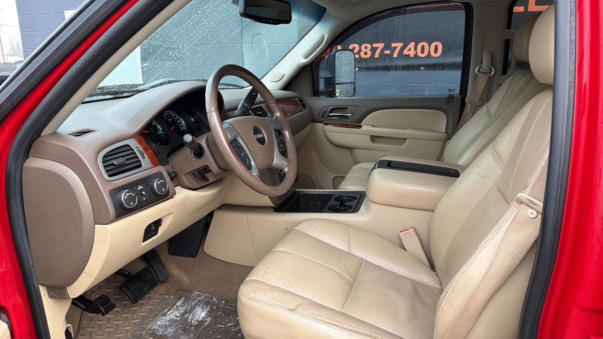 Used 2011 GMC Sierra 2500 SLT w/ SLT Convenience Package image 18