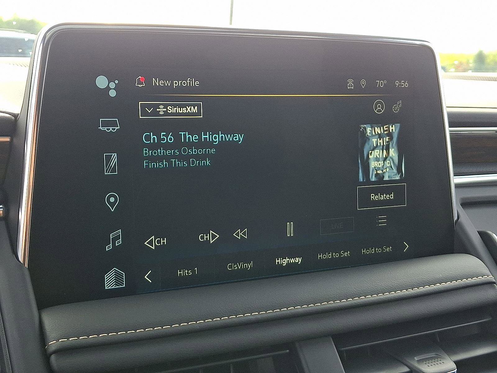 Used 2024 Chevrolet Suburban Premier w/ Premium Package image 17