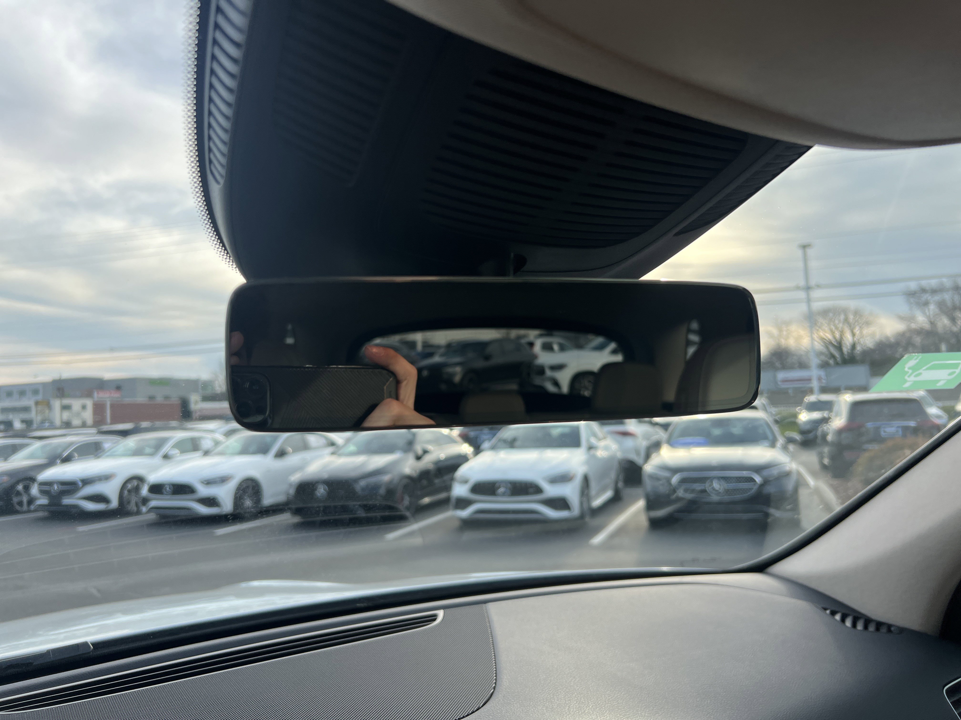 Used 2025 Mercedes-Benz GLE 450e 4MATIC image 27