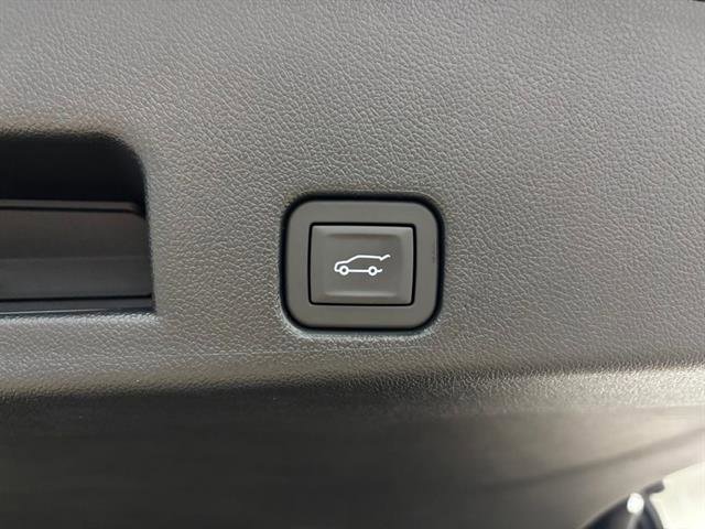 New 2026 Buick Enclave Sport Touring w/ LPO, Floor Liner Package image 12
