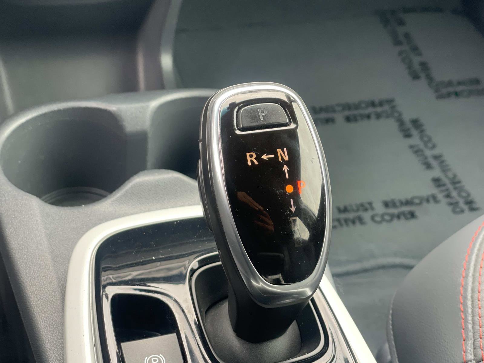 Used 2018 Chevrolet Bolt Premier FWD image 18