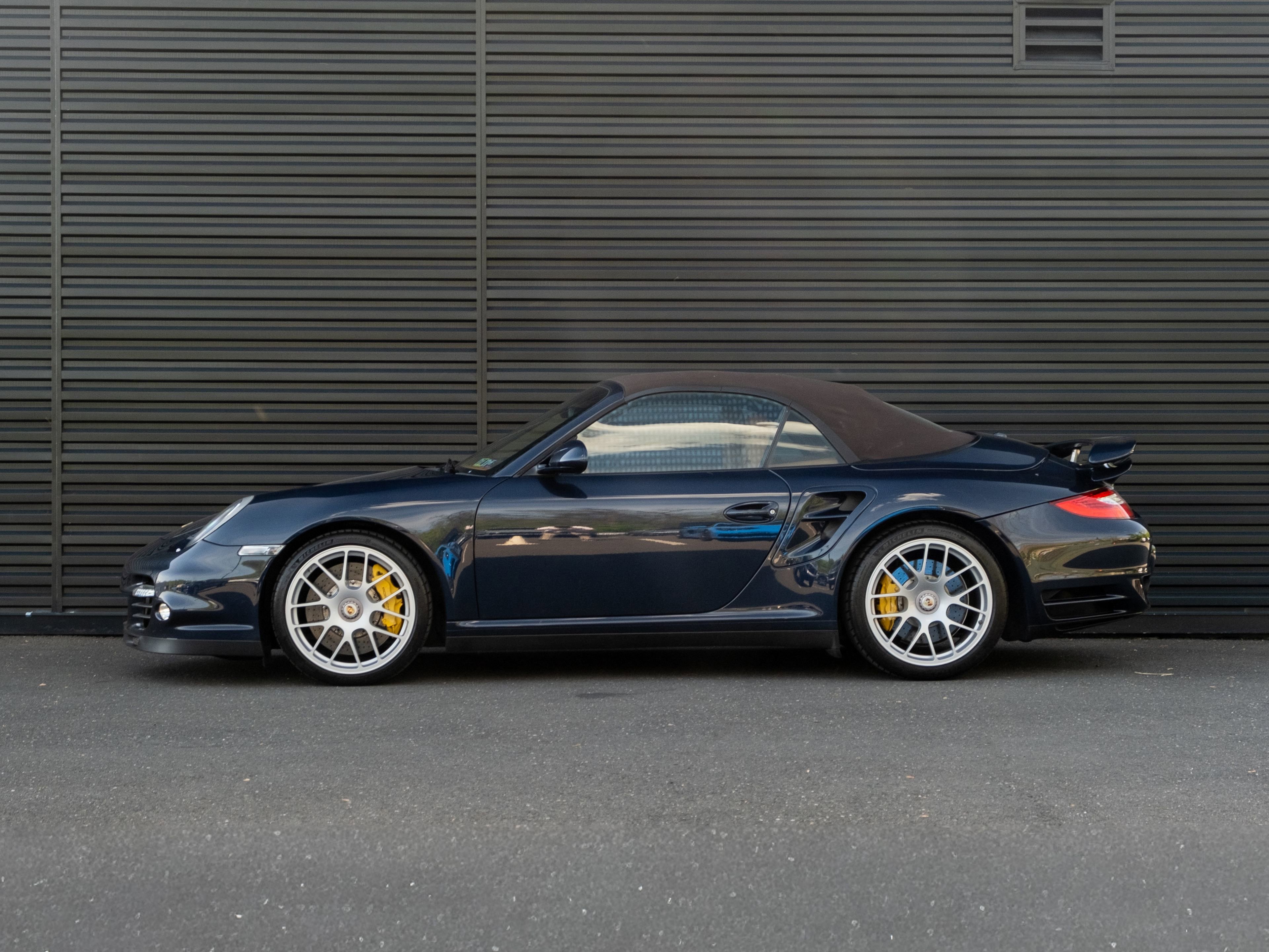Used 2011 Porsche 911 Turbo S AWD/4WD image 2