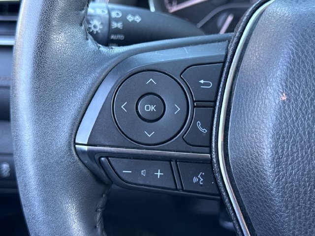 Used 2019 Toyota Camry XLE w/ Navigation Package FWD image 32