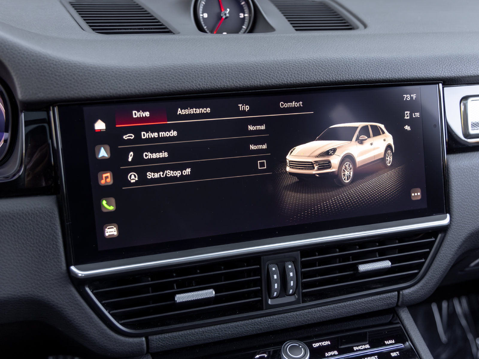 Certified 2023 Porsche Cayenne S Platinum AWD/4WD image 35
