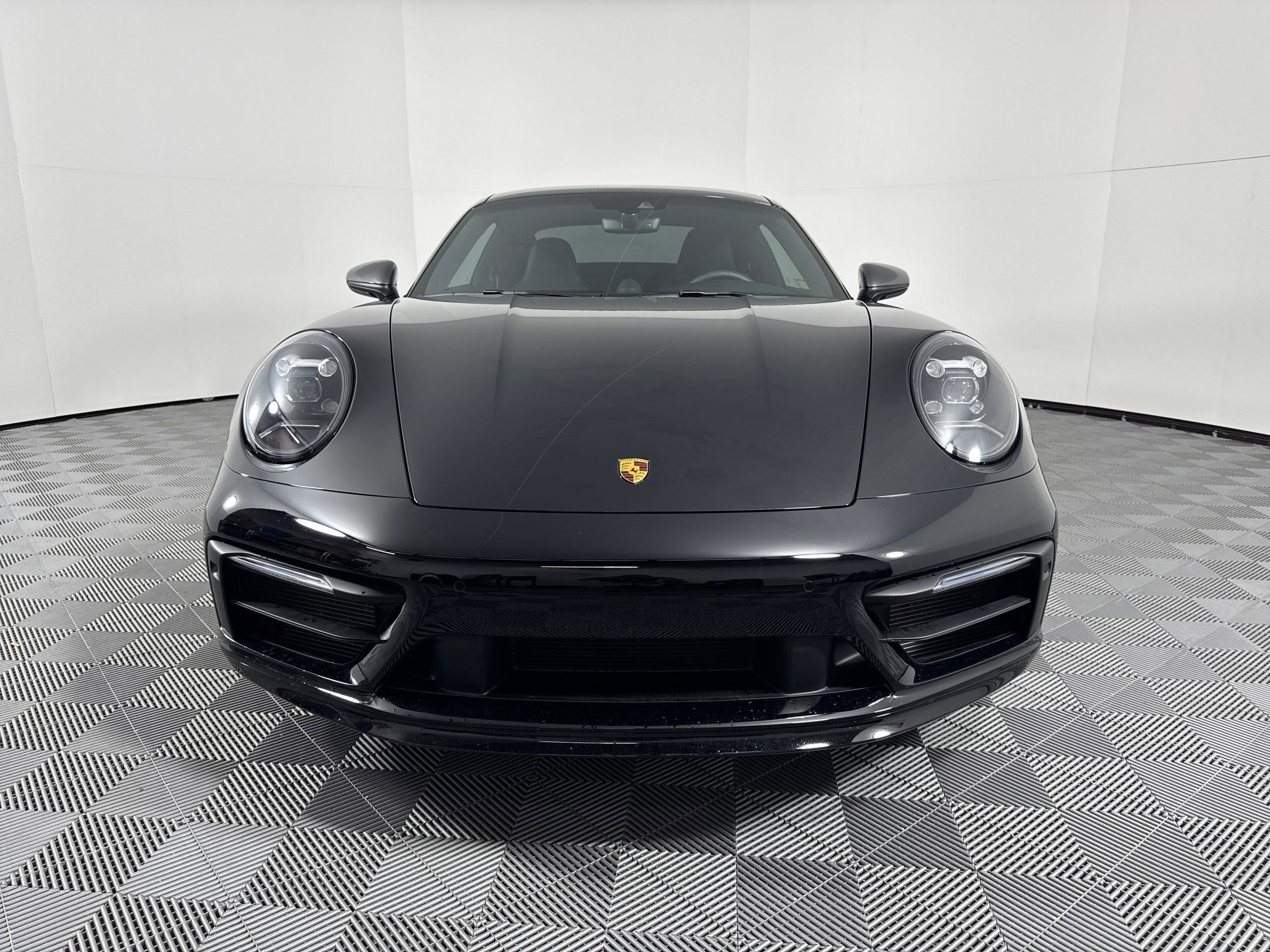 Certified 2024 Porsche 911 Carrera T image 10