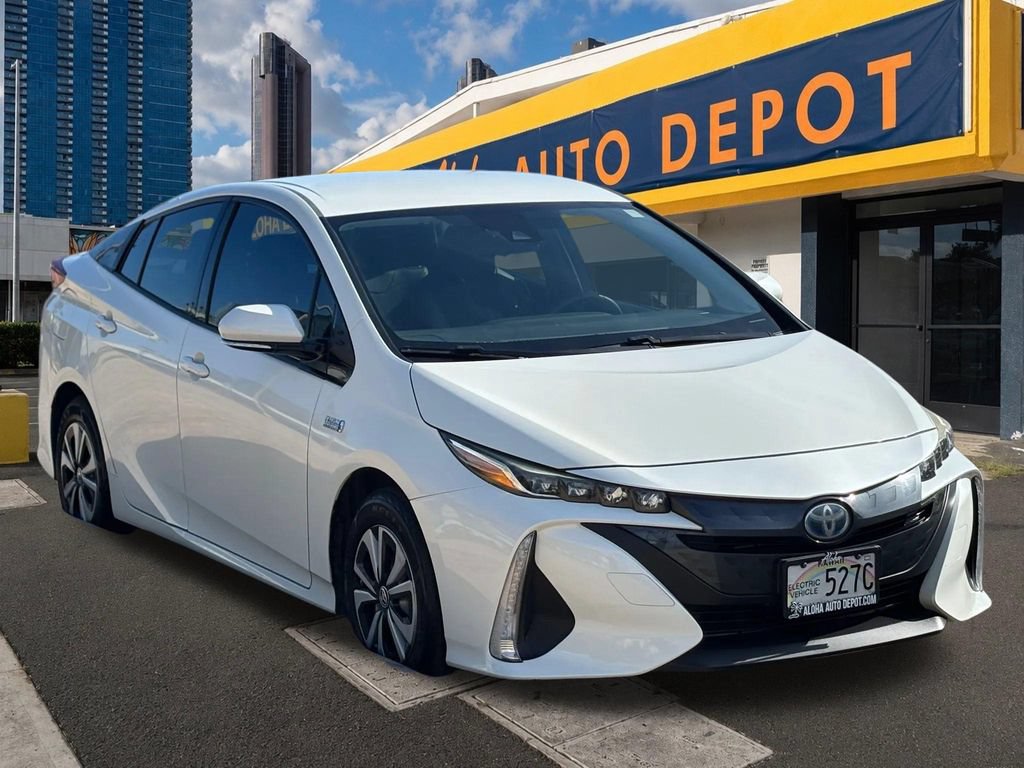 Used 2018 Toyota Prius Prime Plus FWD image 6