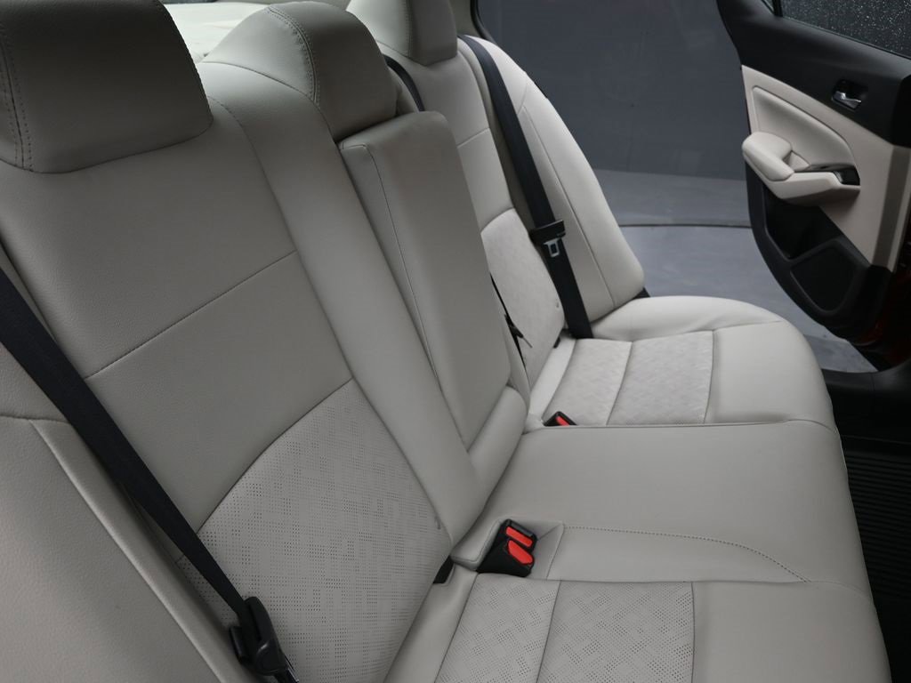 Used 2025 Nissan Altima 2.5 SL image 27