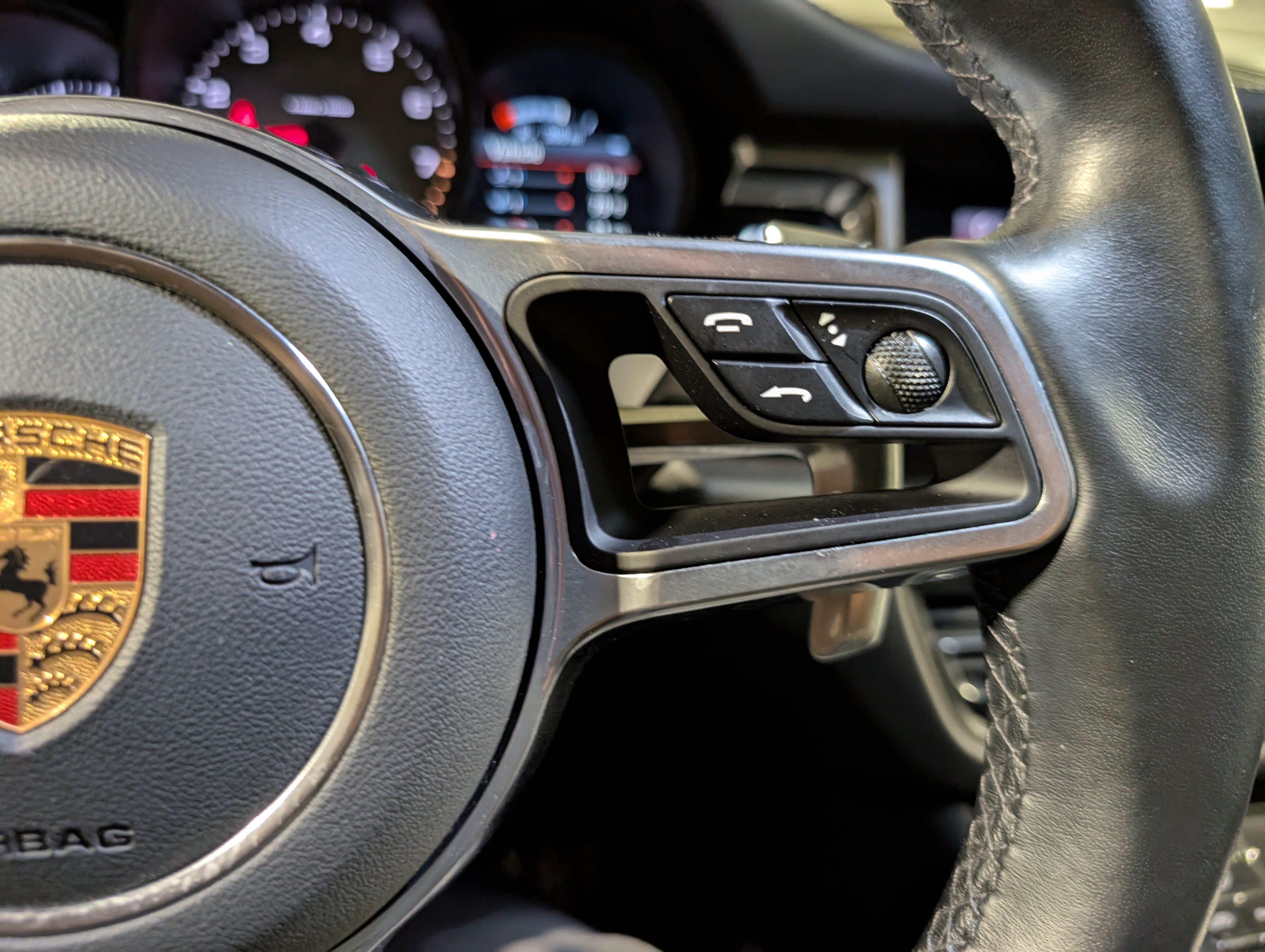 Certified 2021 Porsche Macan S AWD/4WD image 29