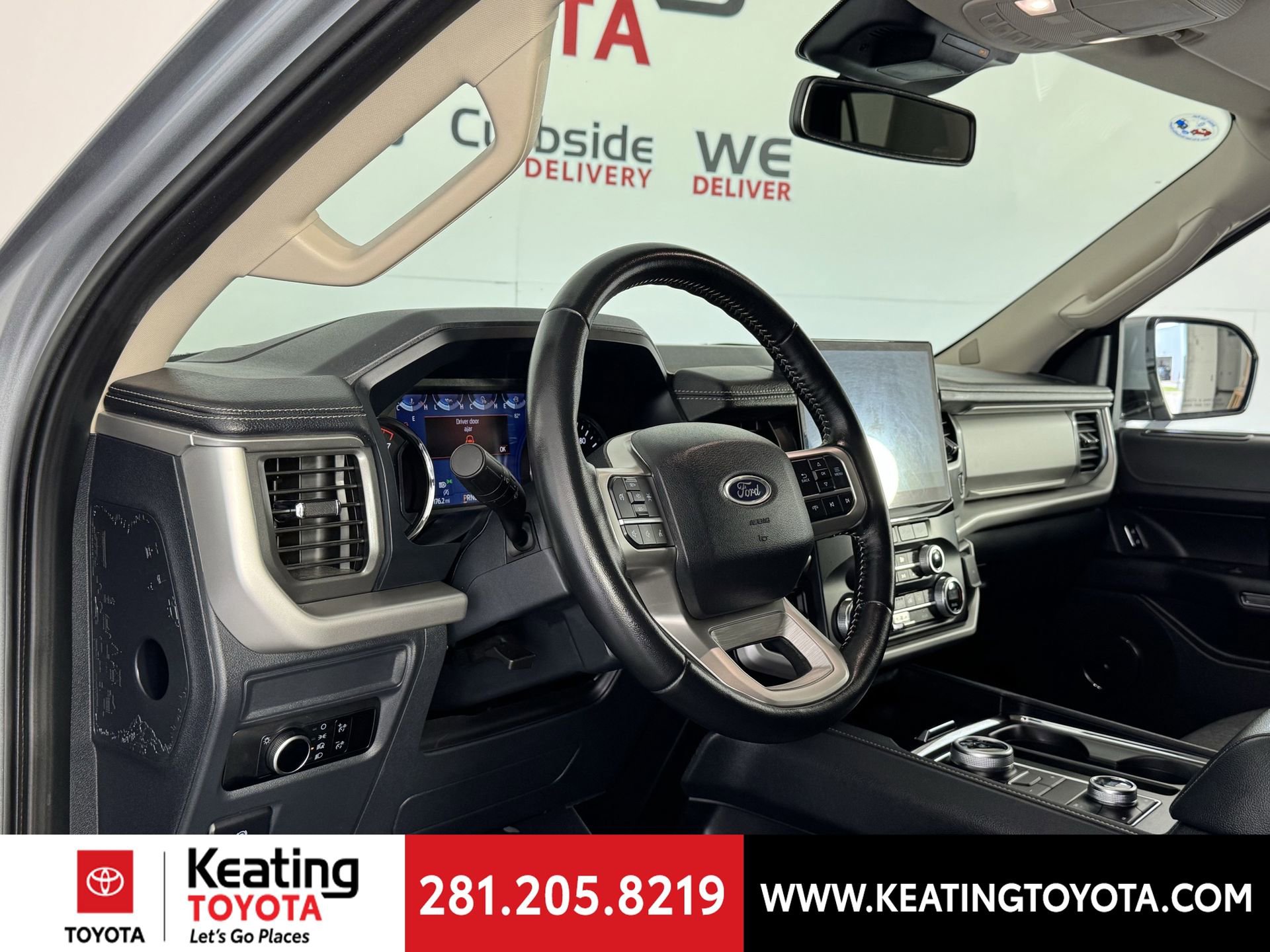 Used 2024 Ford Expedition XLT image 13