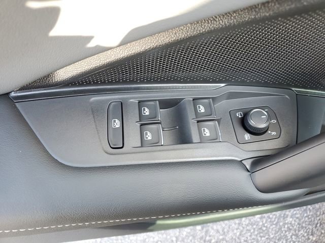 New 2026 Volkswagen Tiguan SEL R-Line image 24