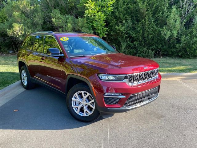 Used 2022 Jeep Grand Cherokee Limited RWD image 1