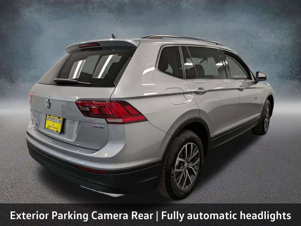 Used 2019 Volkswagen Tiguan SE w/ Panoramic Sunroof Package image 5