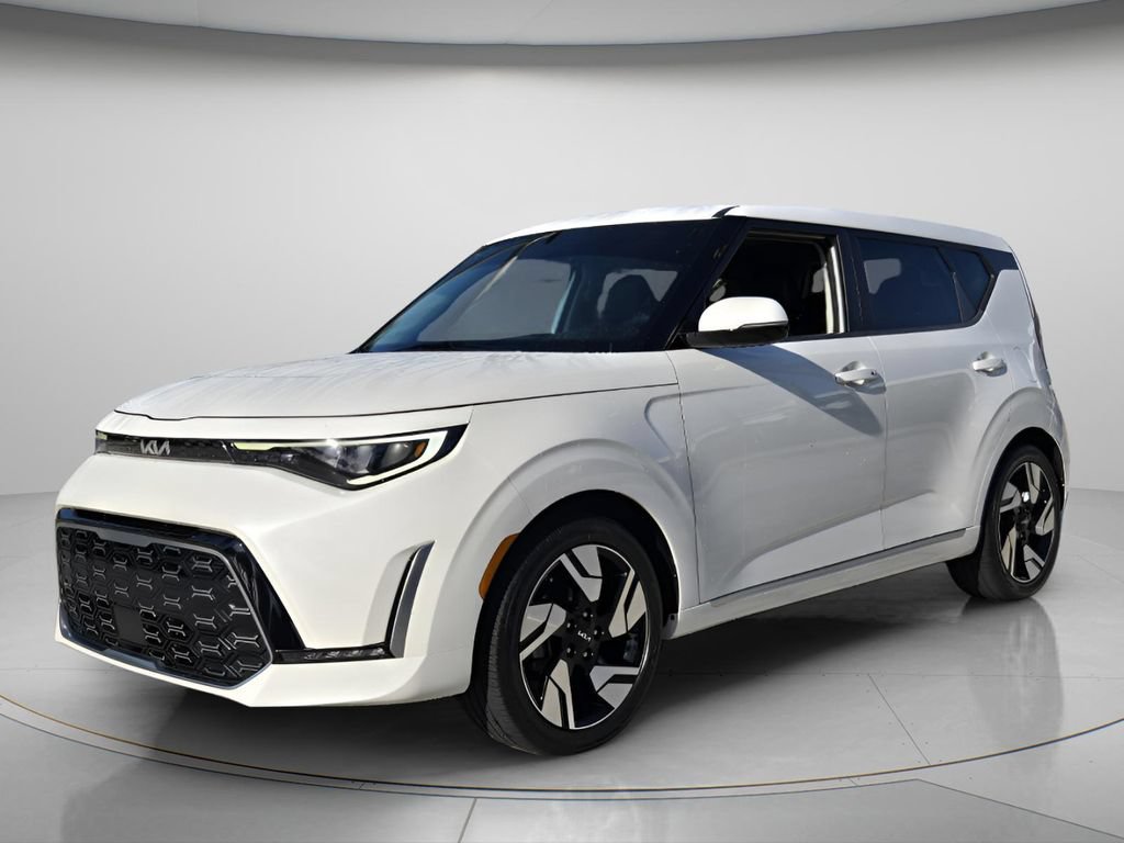 Used 2023 Kia Soul GT-Line w/ GT-Line Technology Package FWD image 9
