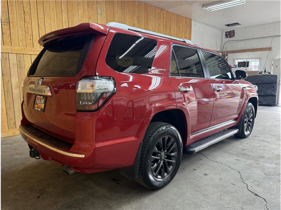 Used 2018 Toyota 4Runner Limited w/ Four Season Floor Mat Package AWD/4WD image 4