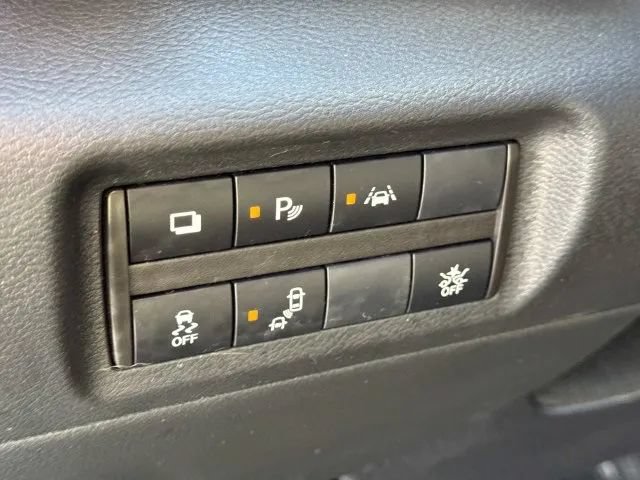Used 2024 Nissan Kicks S FWD image 30